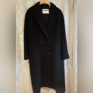 Aritzia Elegant Black Midi Coat